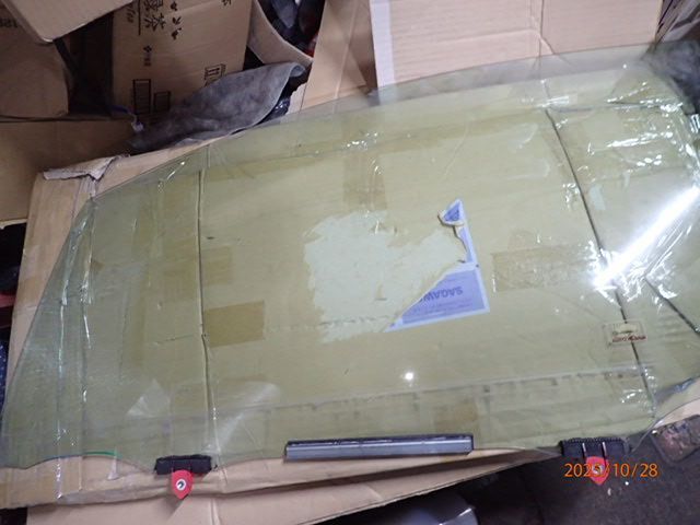 プリウス ZVW50 ガラス ウィンドウ フロント 左 前 AGC M2H3