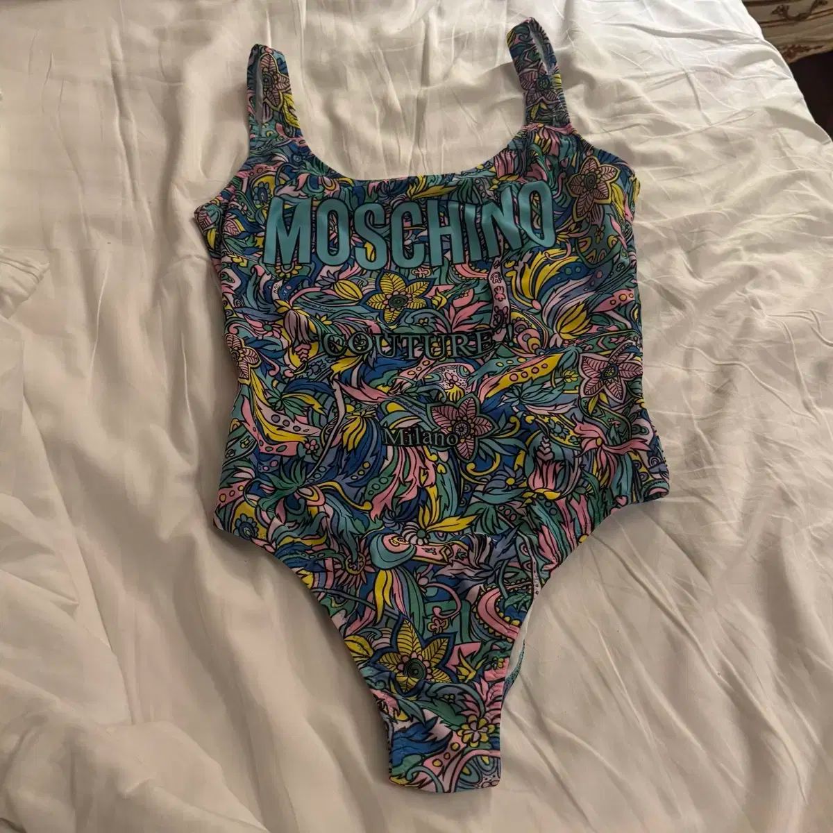 モスキーノ フラワー プリント 水着