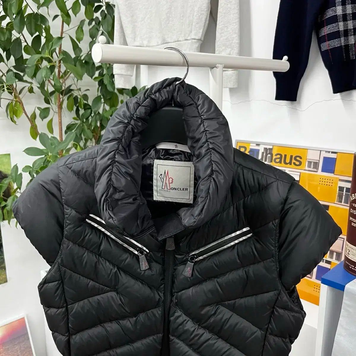  MONCLER モンクレール レディース ブラック ダウン ベスト ベスト ジレ ベスト ジレ ビスチェ