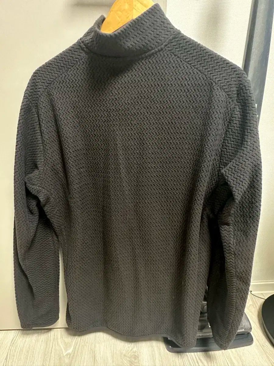 パタゴニア r 1 エア ジップネック