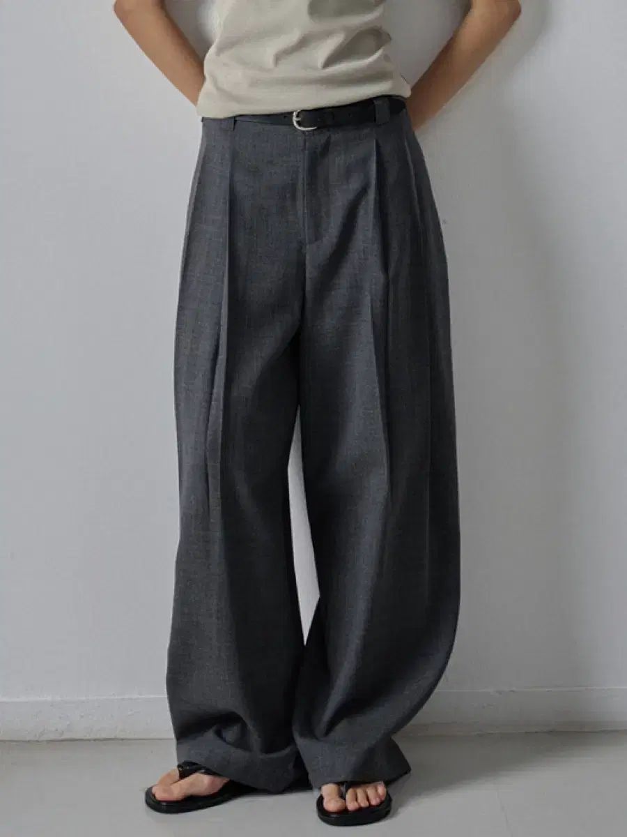 ファサードパターン ツータック サマー ウール パンツ