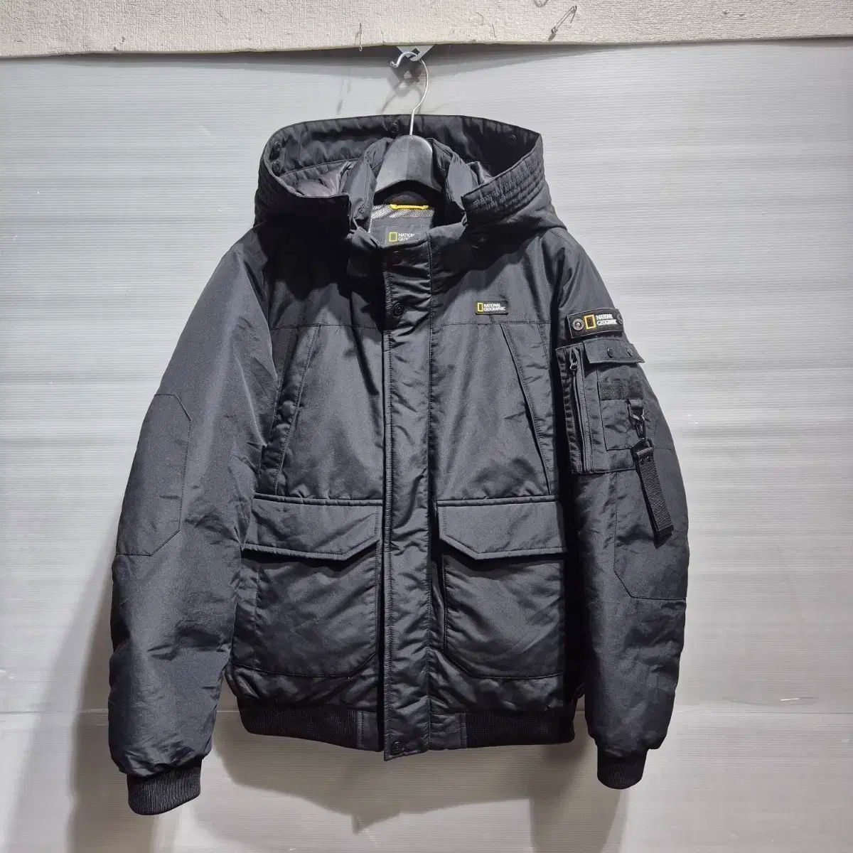 ナショナルジオグラフィック ブラック ダウン アウター キッズ