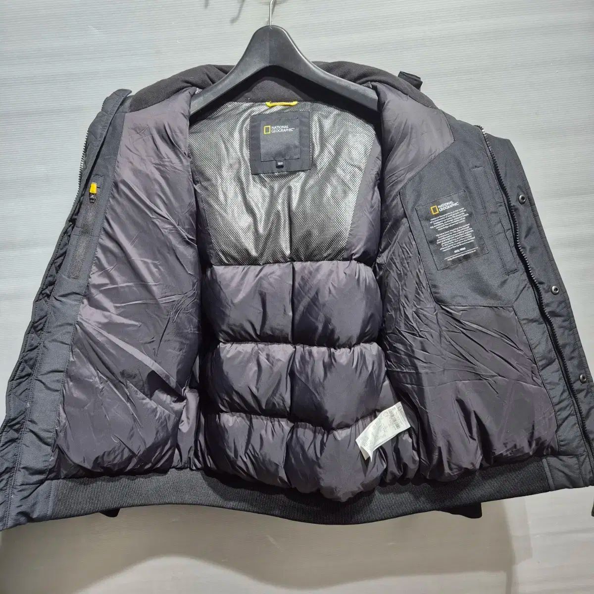 ナショナルジオグラフィック ブラック ダウン アウター キッズ