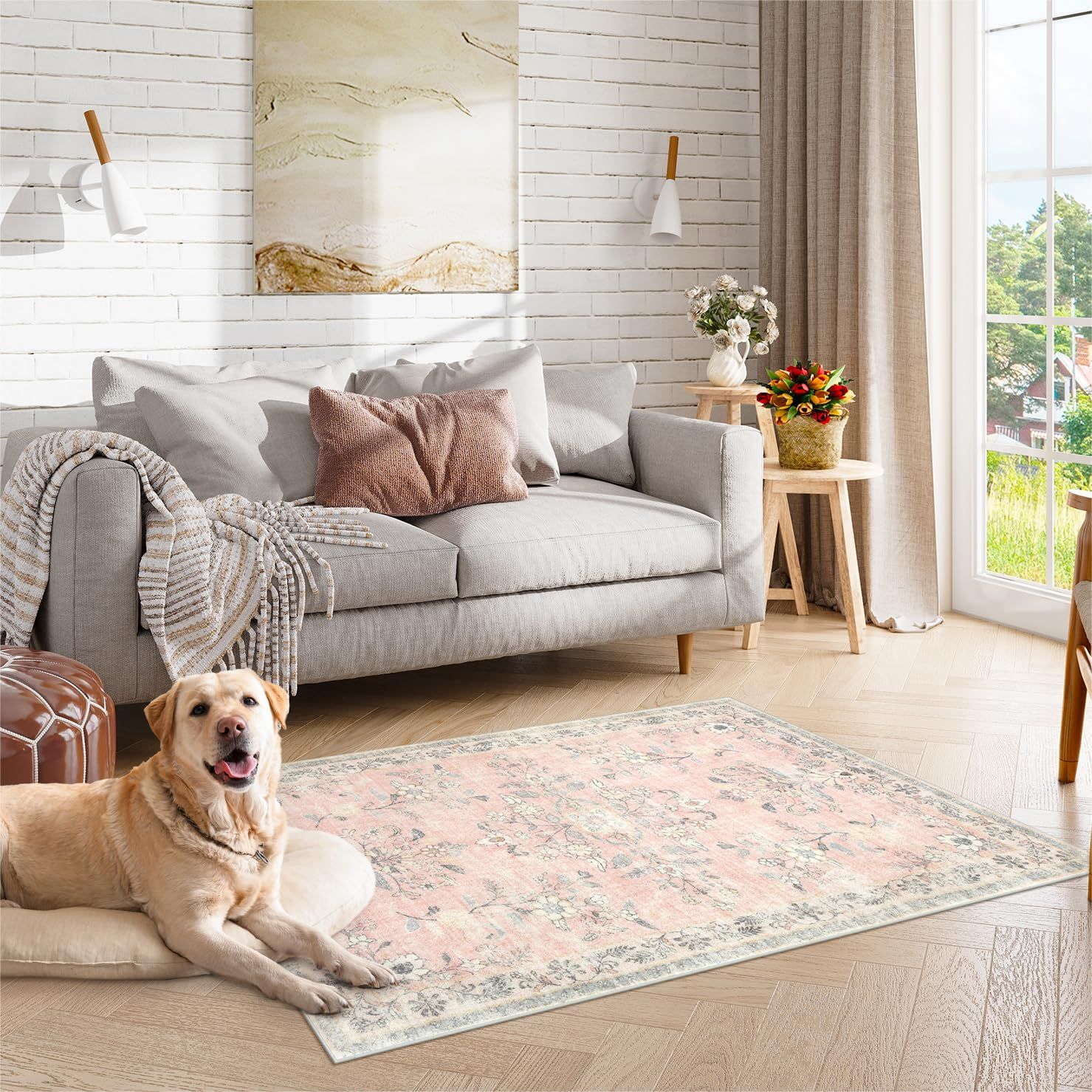 コーラルピンク