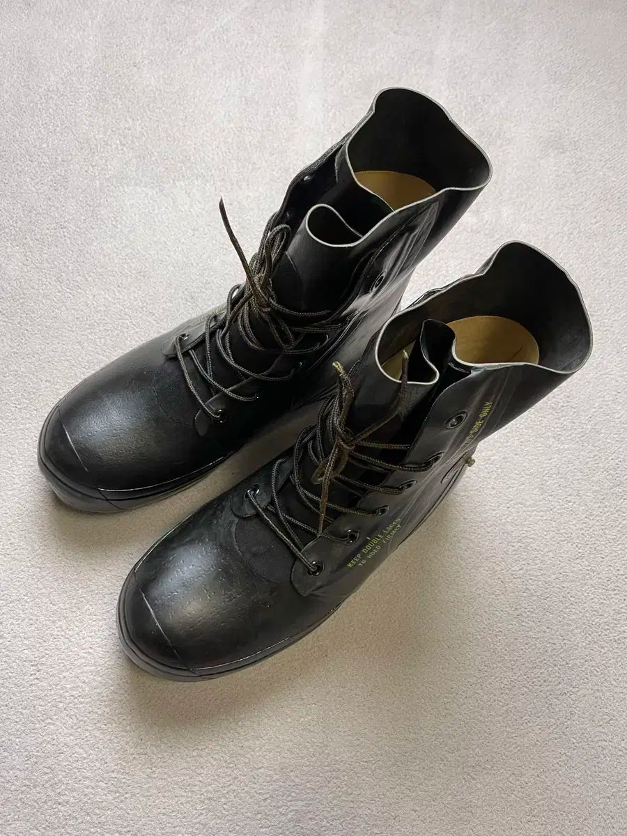 10 ミリタリー Bata BUNNY ブーツ-280-285