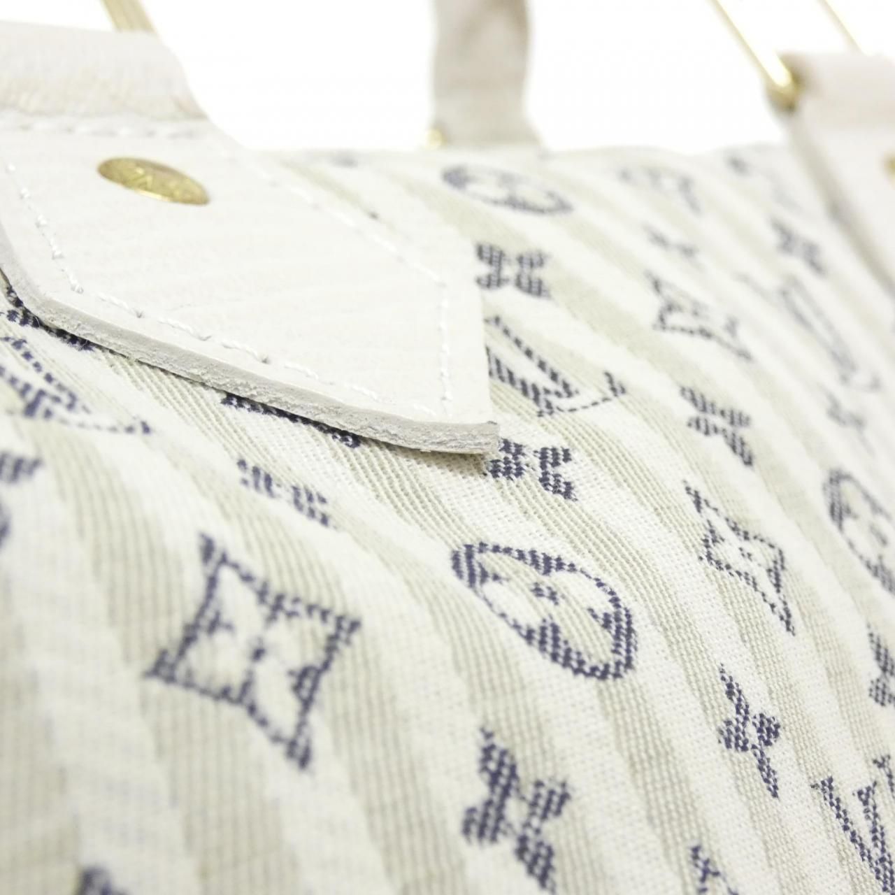 ボストンバッグ