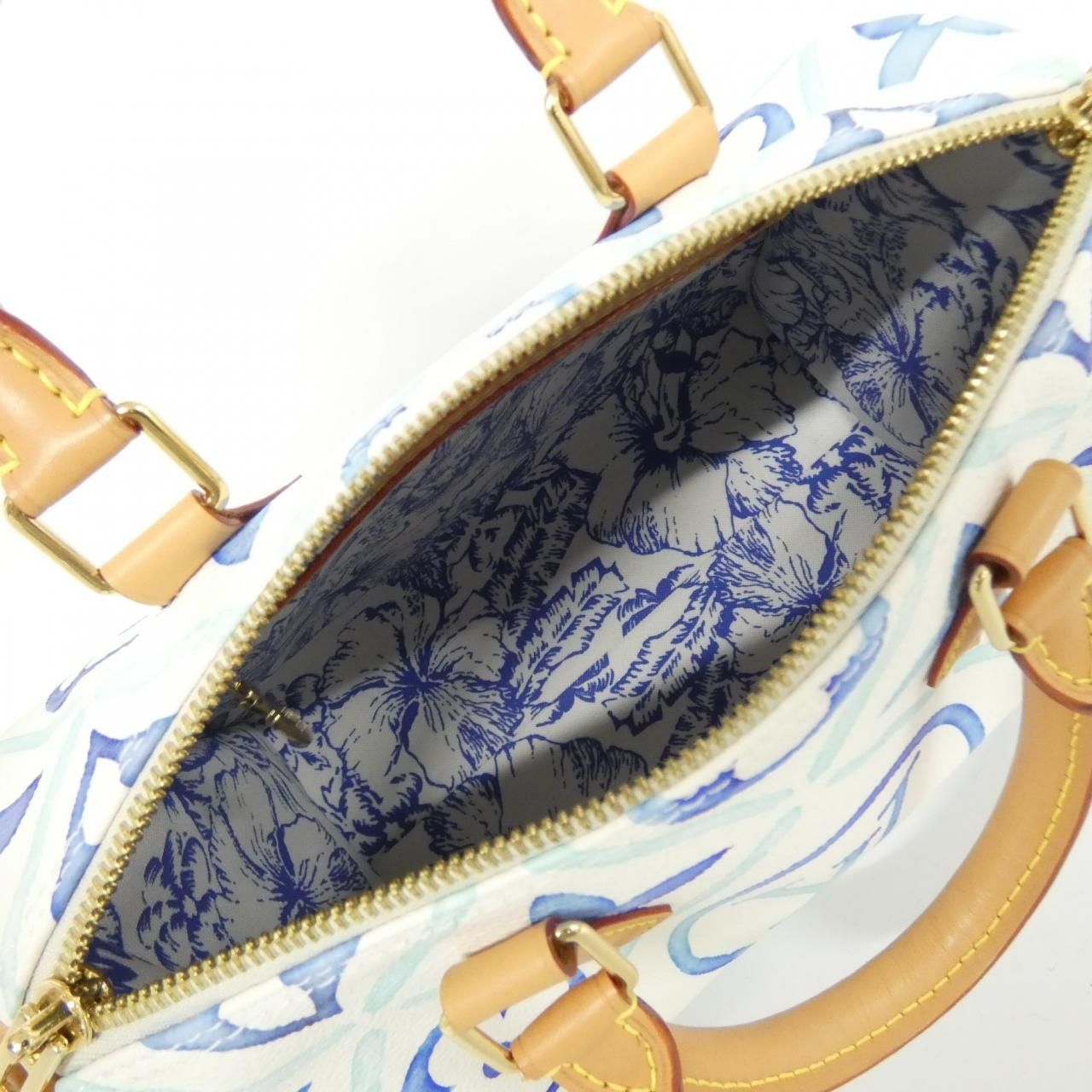 モノグラム タイル