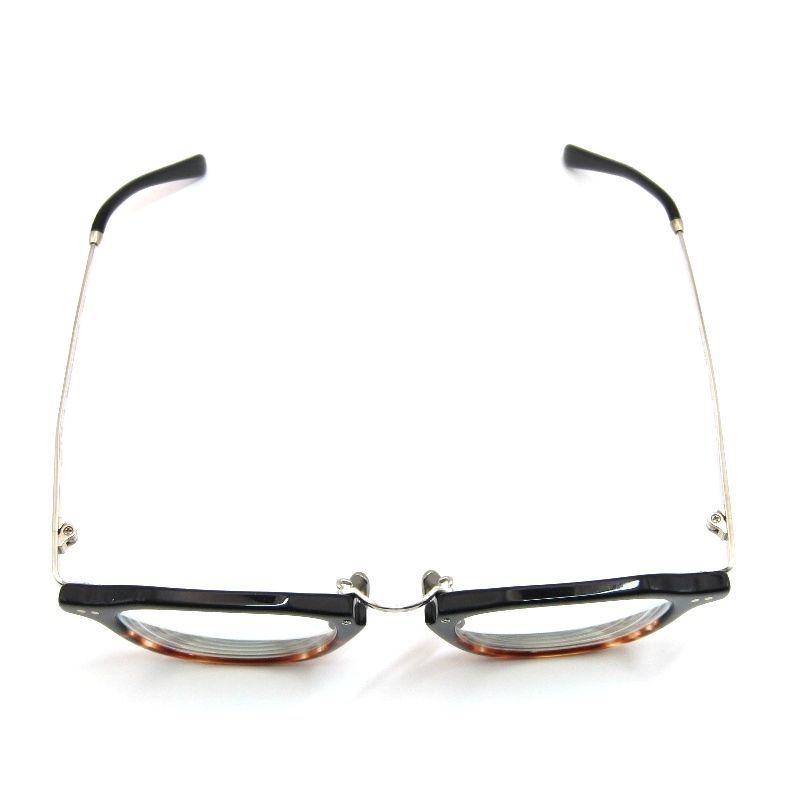 ブラックアンバー シルバー