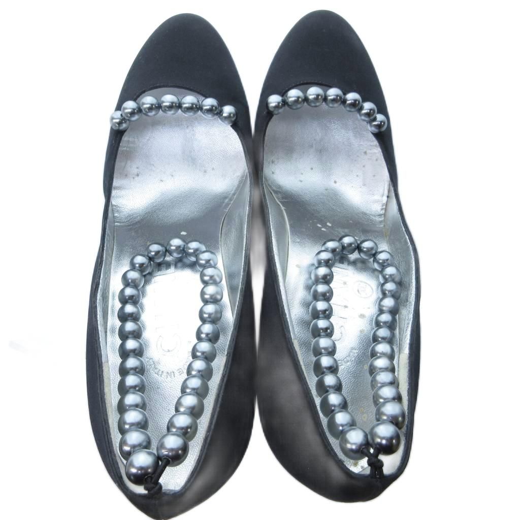 パールストラップ パンプス