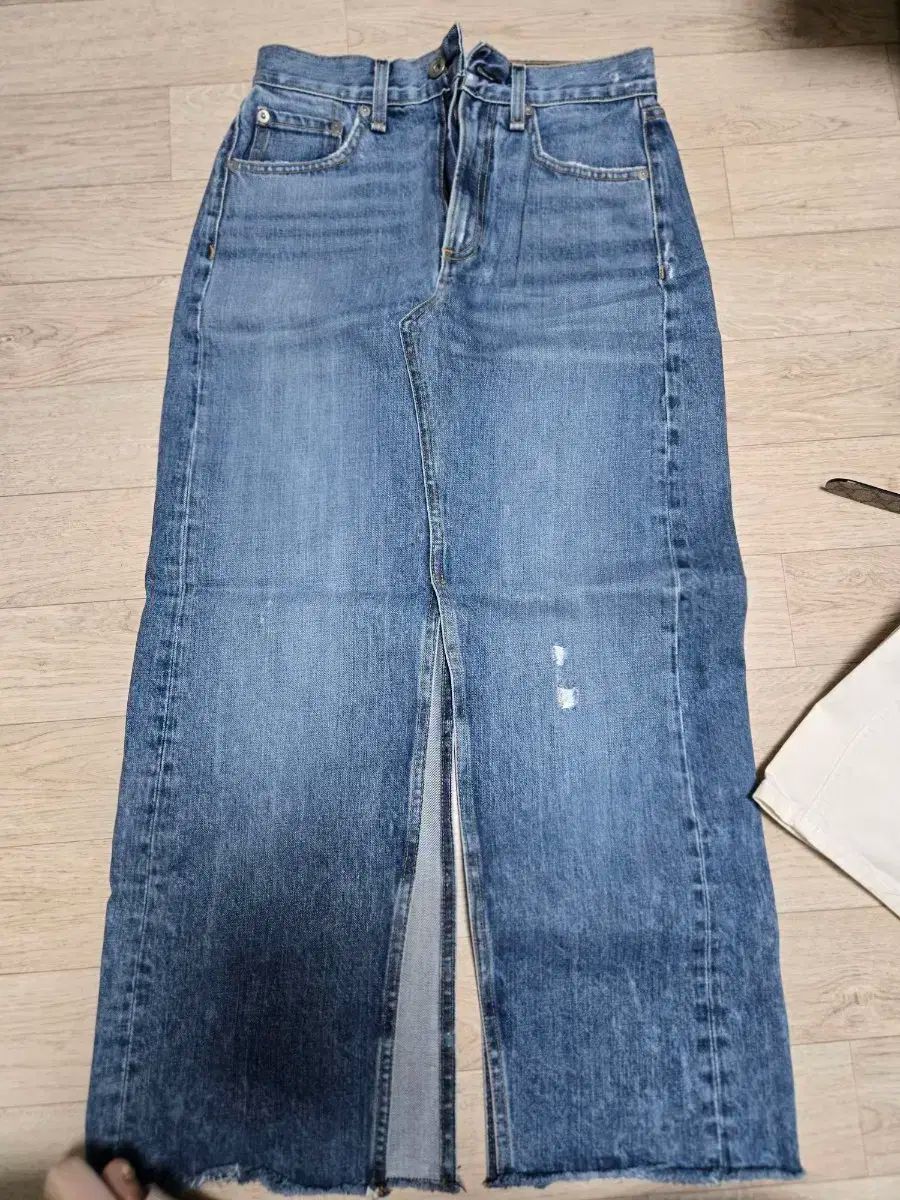 ロックアンドボーン デニム スリット ロング丈スカート