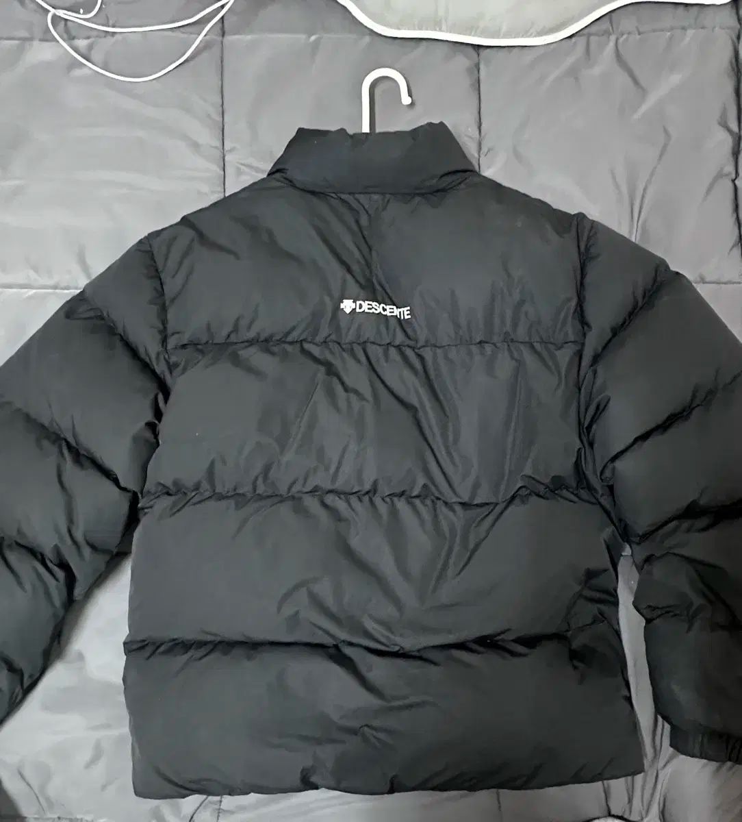 デサント メンズ ダウン M 95 ブラック