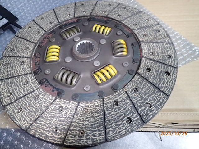 いすゞ 6BB1 6QA1 6HE1-T 6SD1TP 6SA4 6RA1 FXR FVR FVZ 6BG1TC 6RB1 6SA1 フォワード ダイキン クラッチディスク 9312401970 1312400320 ME520001