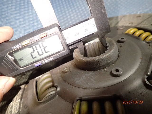 いすゞ 6BB1 6QA1 6HE1-T 6SD1TP 6SA4 6RA1 FXR FVR FVZ 6BG1TC 6RB1 6SA1 フォワード ダイキン クラッチディスク 9312401970 1312400320 ME520001 FFCRYSTALESIA_COM