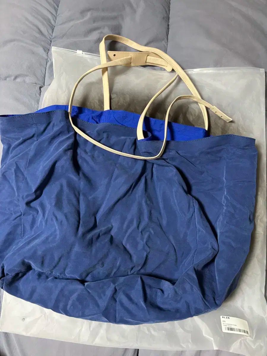 XLIM EP7 SYNOPSIS 01 BAG コバルト ブルー バッグ