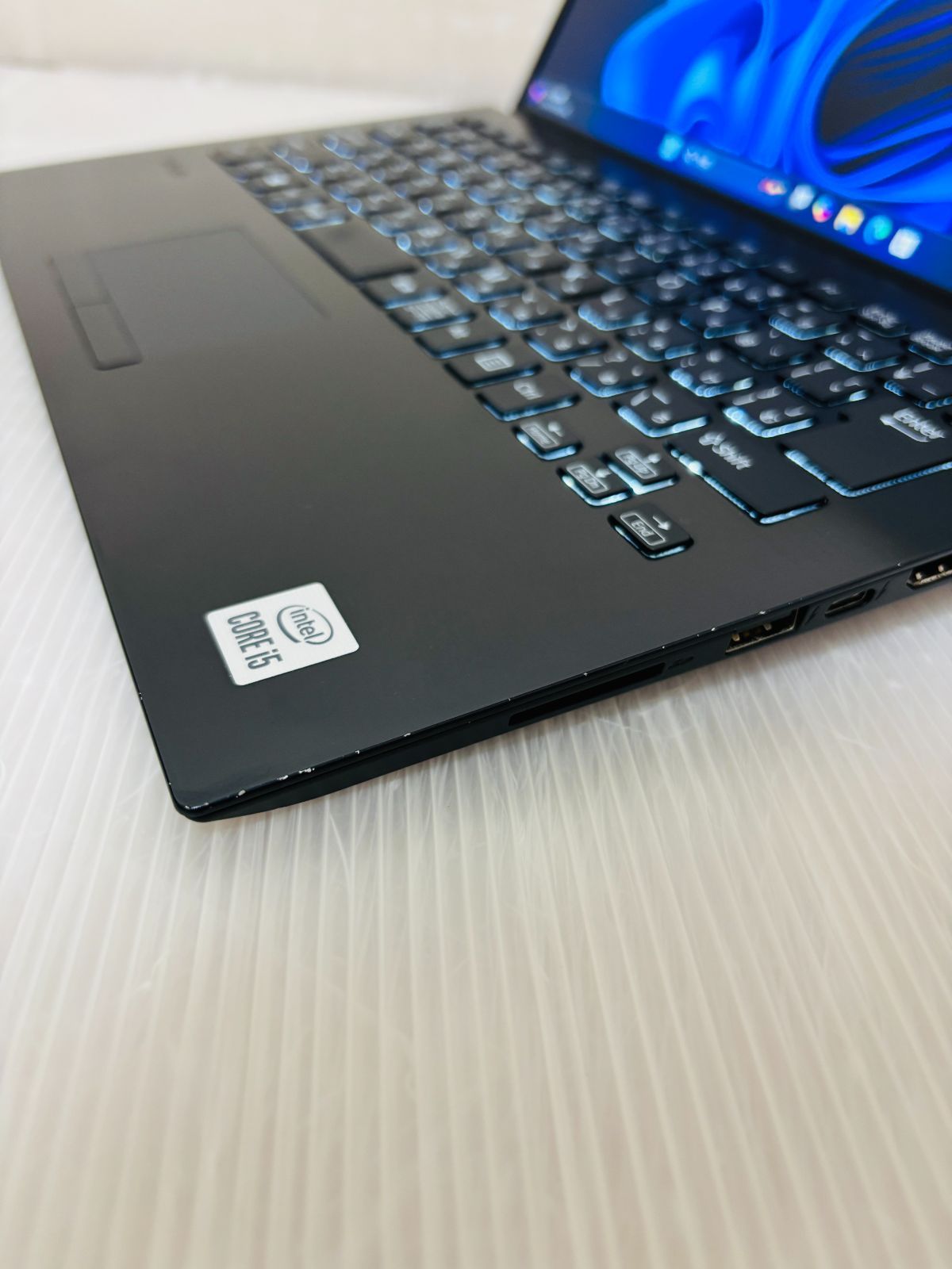 10世代i5|8GB|256GB|VAIO