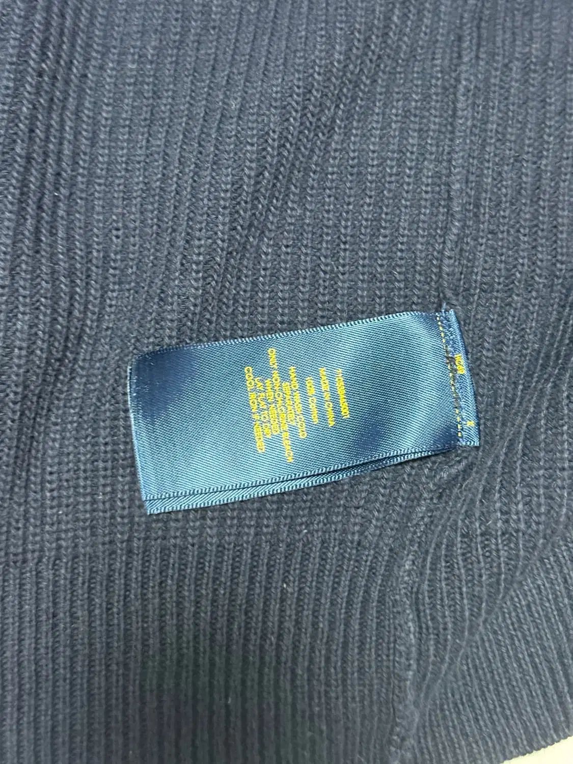 ジップアップ ネイビー