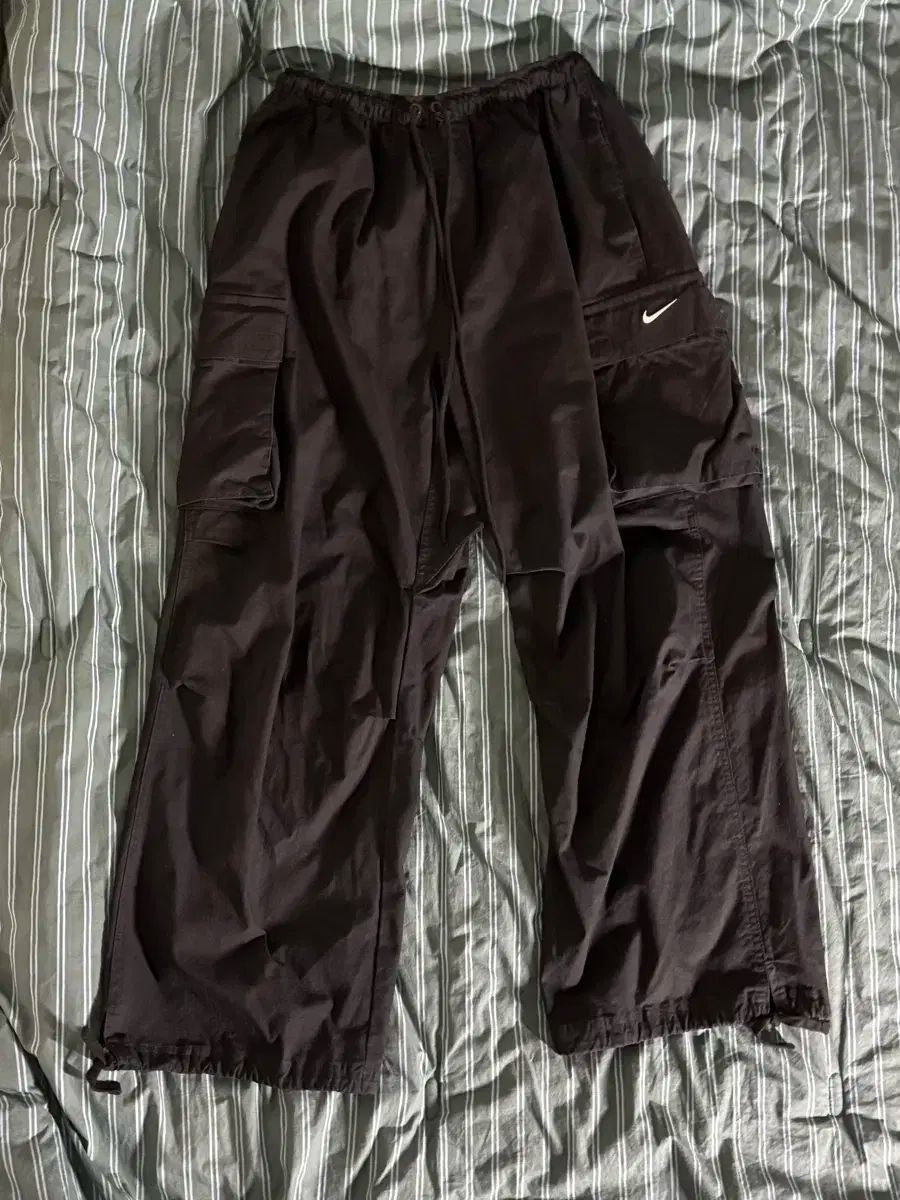 ナイキ スポーツウェア レディース ミッドライズ カーゴパンツ