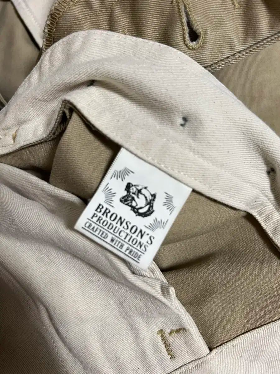  32 BRONSON 1942 チノ カーキ チノパン パンツ