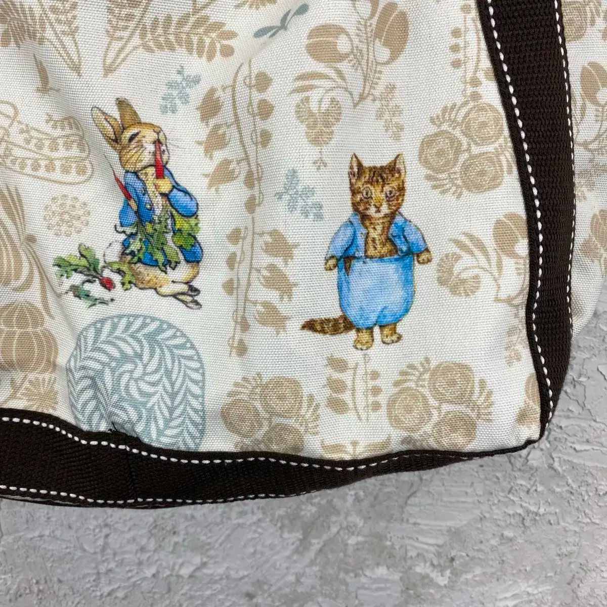 ピーターラビット フールプリンティング トートバッグ DECORATOM_COM_BR