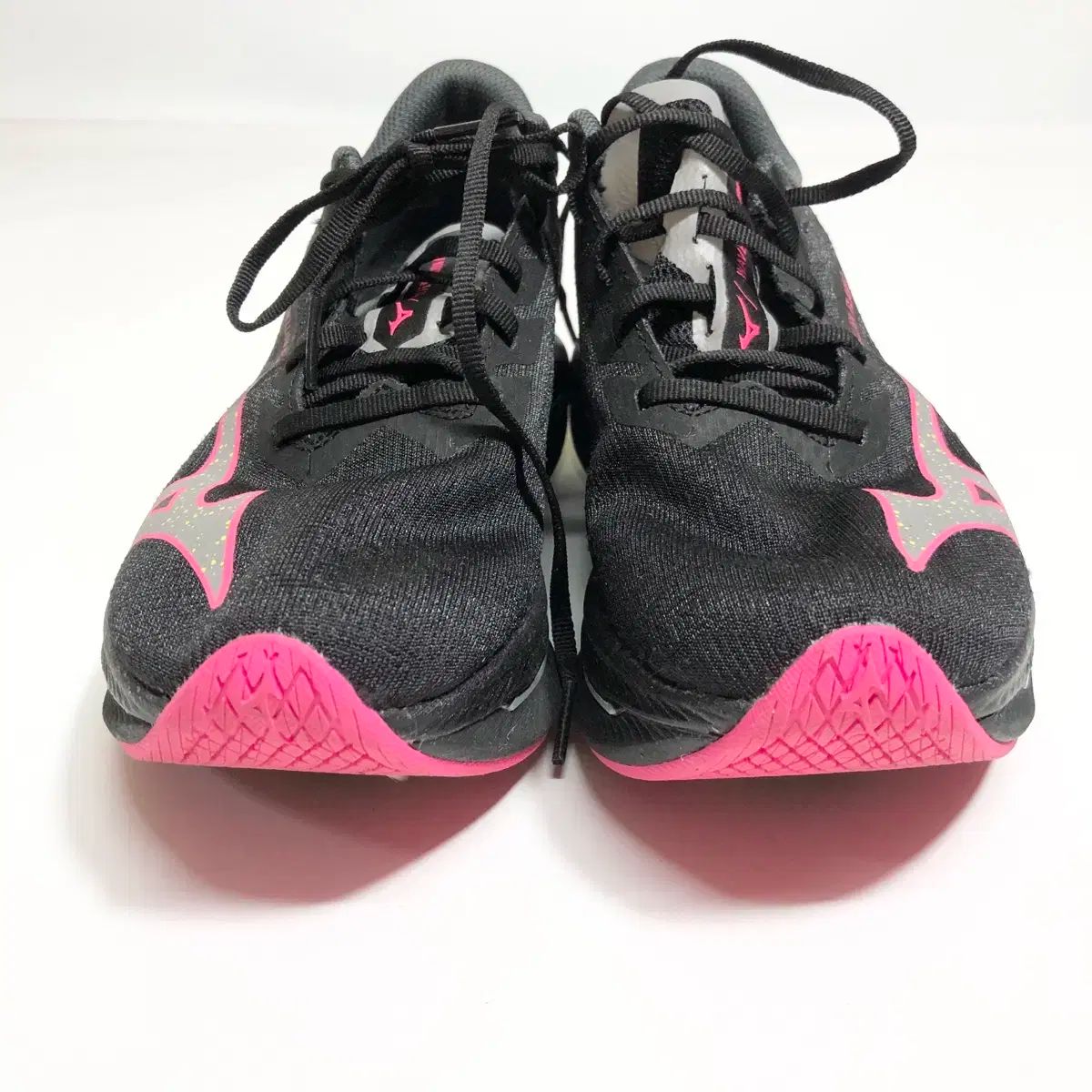 ミズノ ウェーブ リベルリオン FLASH 2 ブラック ランニングシューズ 240 OLIVEOS_COM_TR