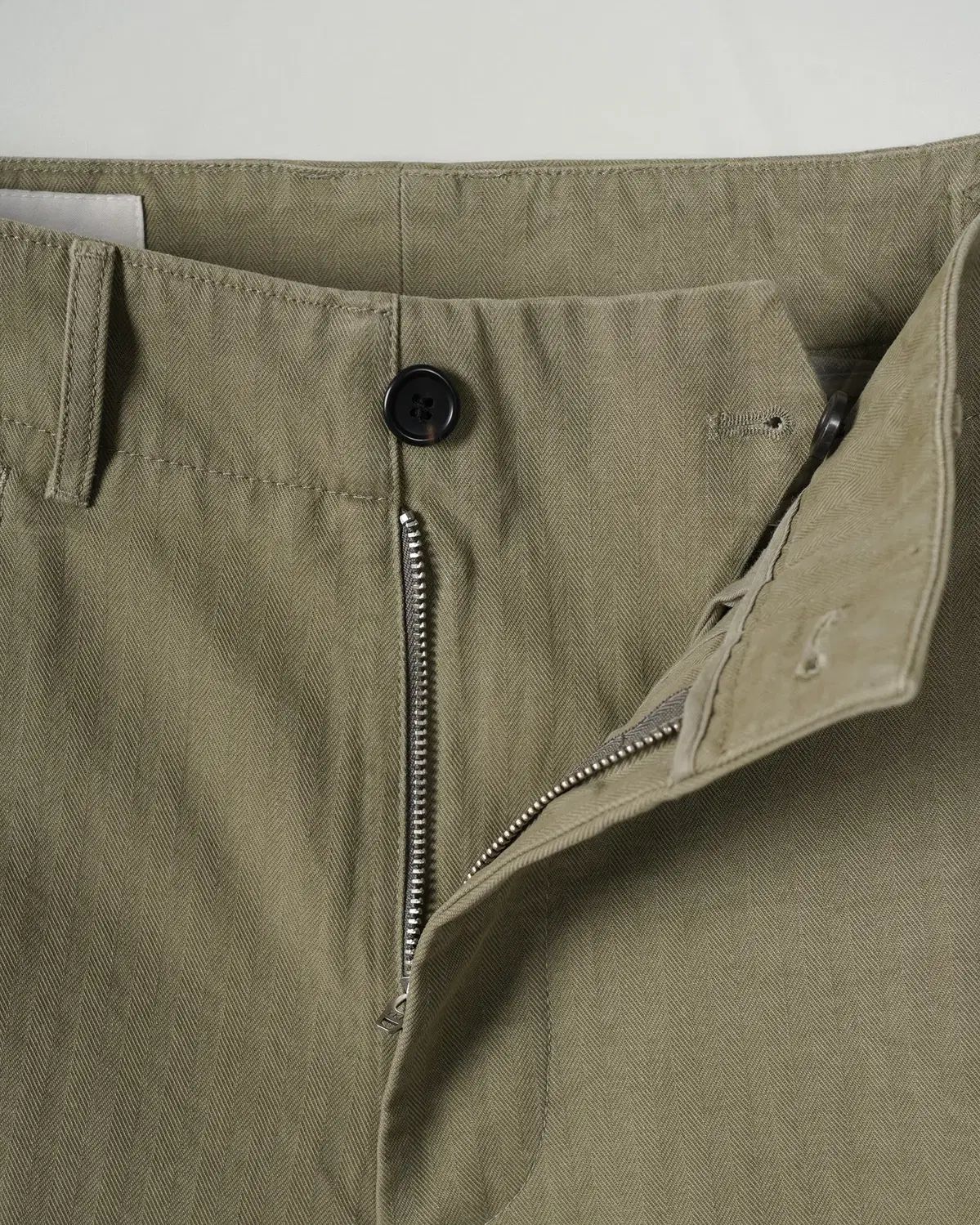 ワイドオフィサーパンツ