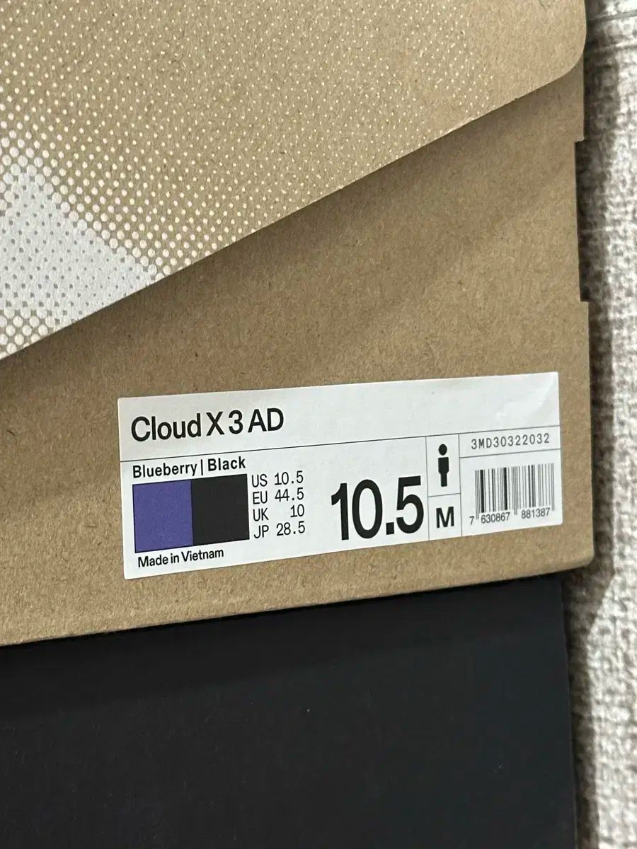 10 5 単ランニング クラウド x 3 ad ブルーベリー