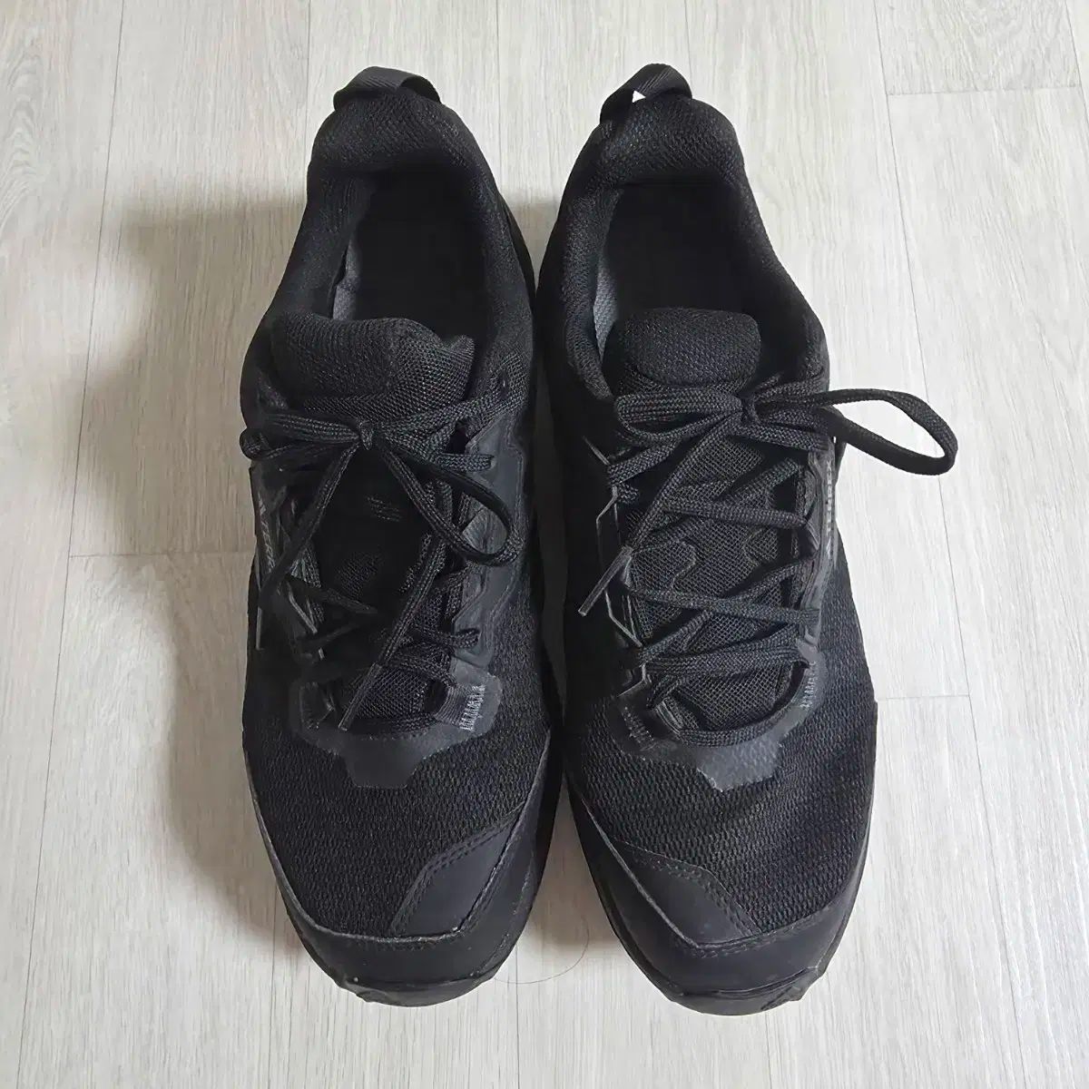 adidas テレックス トレッキングシューズ 登山靴 サイズ 290