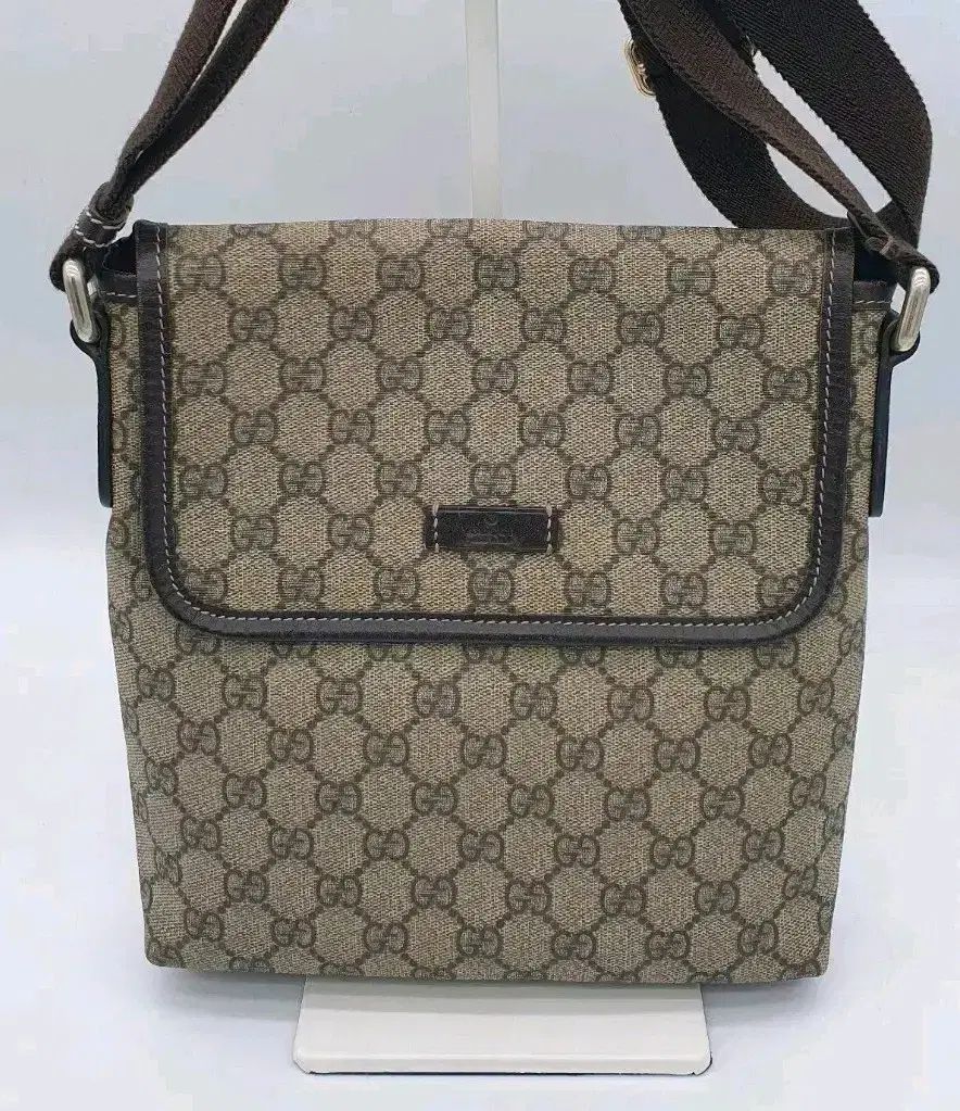 正規品 グッチ シュプリーム クロスバッグ メッセンジャーバッグ