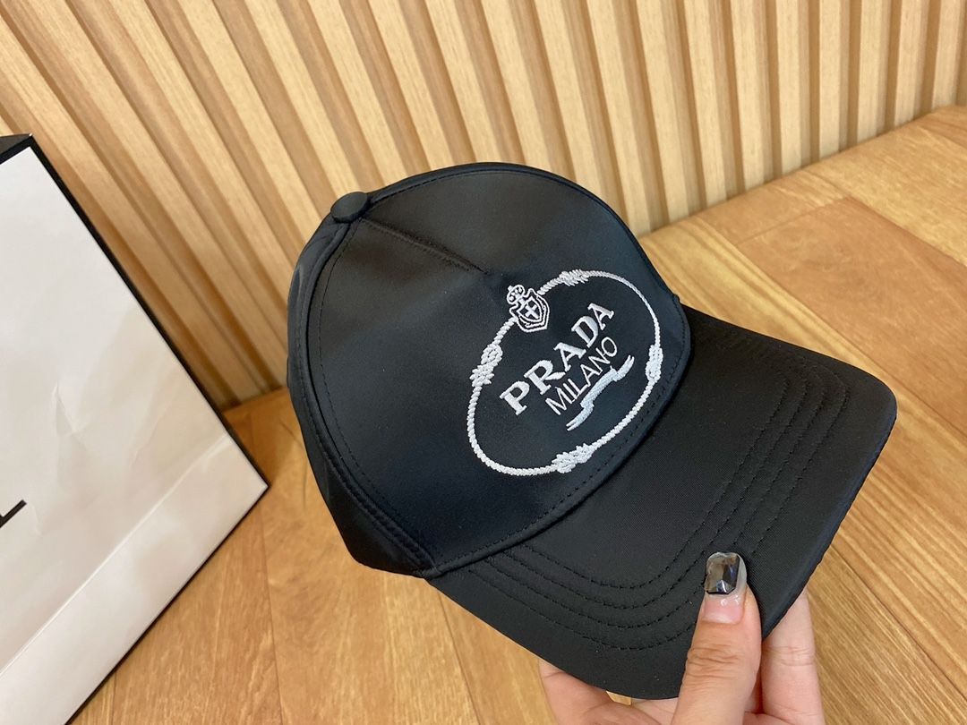 PRADA プラダ 旅行用バッグ 帽子 財布 3点セット DECORATOM_COM_BR