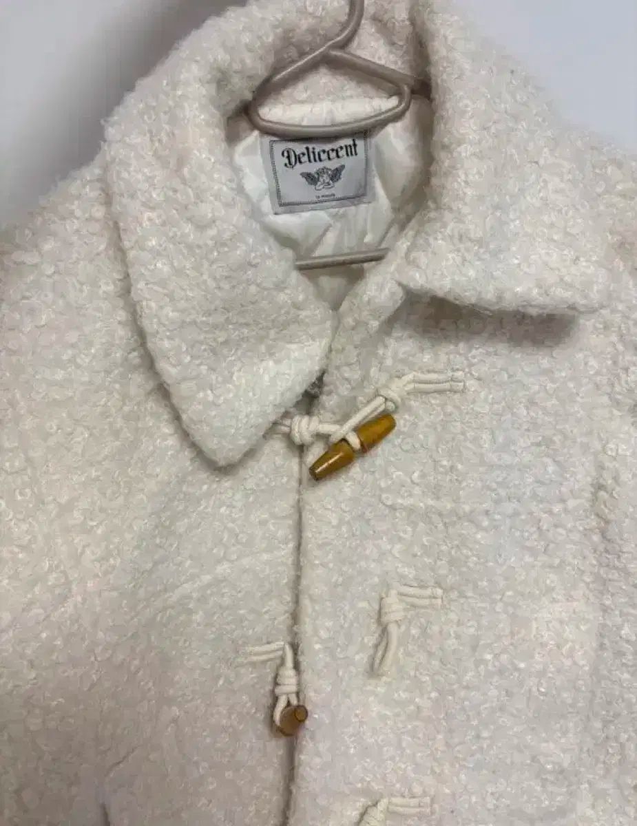 Delicent ボア トグルボタン コート アイボリー