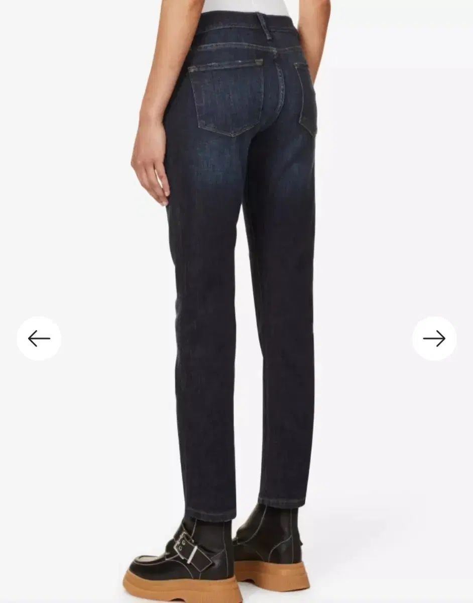 スリムフィット デニムパンツ