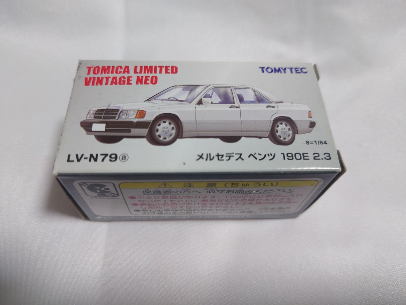 トミカリミテッドヴィンテージ ネオ メルセデス ベンツ 190E 2.3 LV-N79a