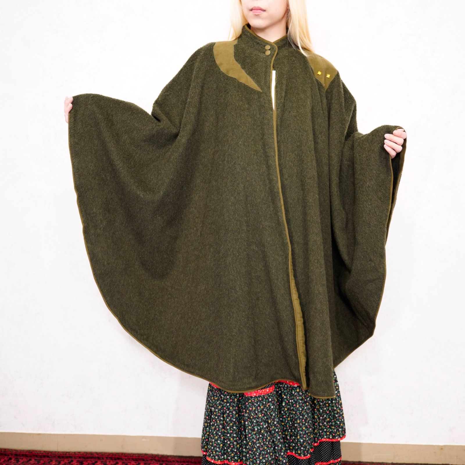 EU VINTAGE CASELLI ANIMAL DESIGN WOOL CAPE COAT PONCHO ヨーロッパ古着アニマルデザインウールケープコート ポンチョ