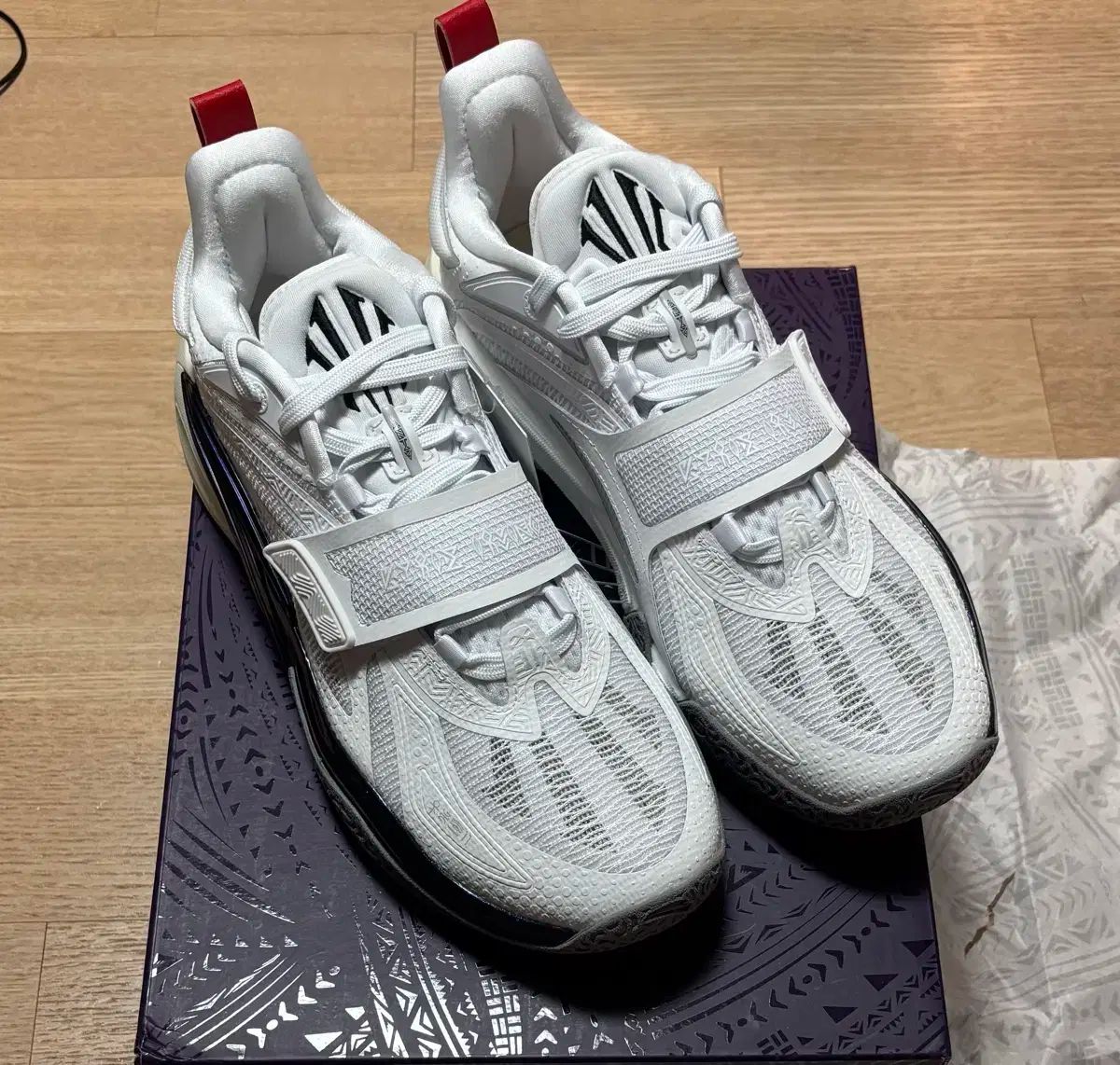 275 アンタ カイ Kai 1 バスケシューズ 太