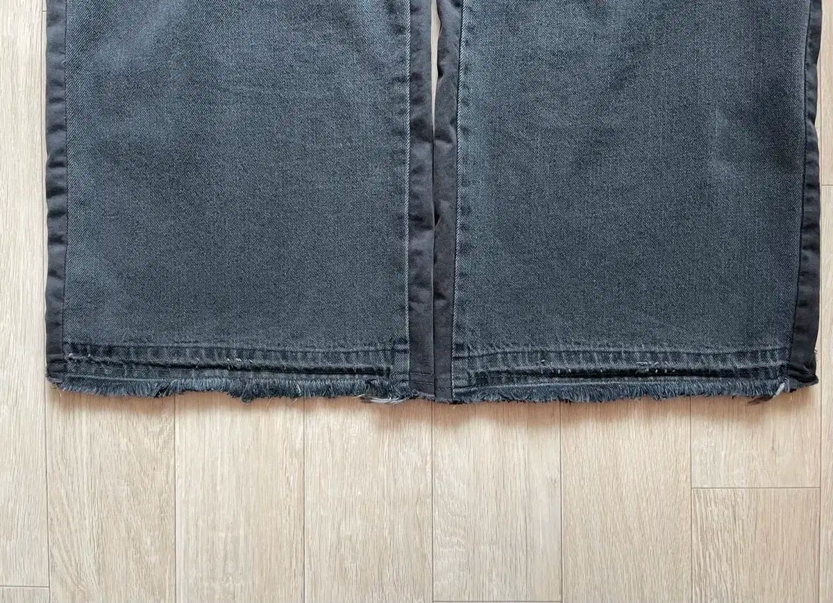  3 REVEAL ビルドGosima デニム ウォッシュドブラック 002 その他 デニム ジーンズ