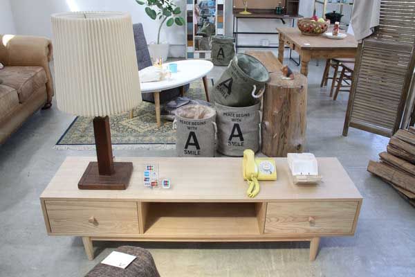 天然木 アッシュ