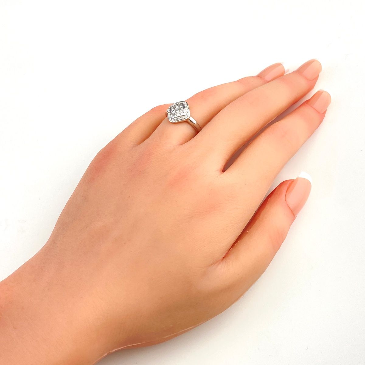 R**様 pt900プラチナ　ダイヤモンド リング　指輪　11.5号 メレダイヤ デザインリング プラチナ 指輪 リング 11.5号 Pt900