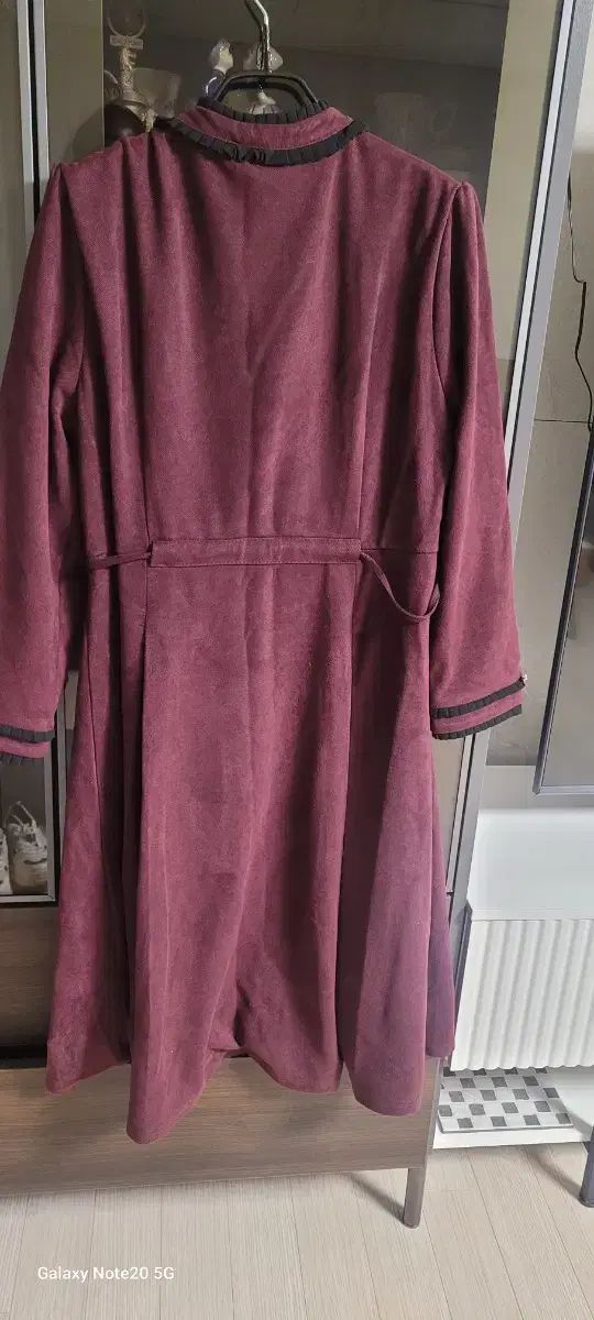 ベルベット プリーツ ロング丈ワンピース