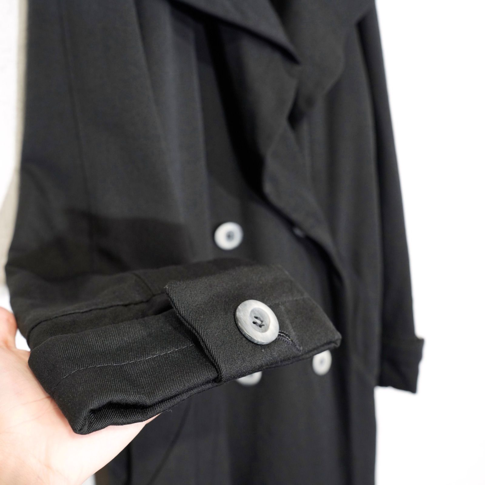 BELTED TRENCH