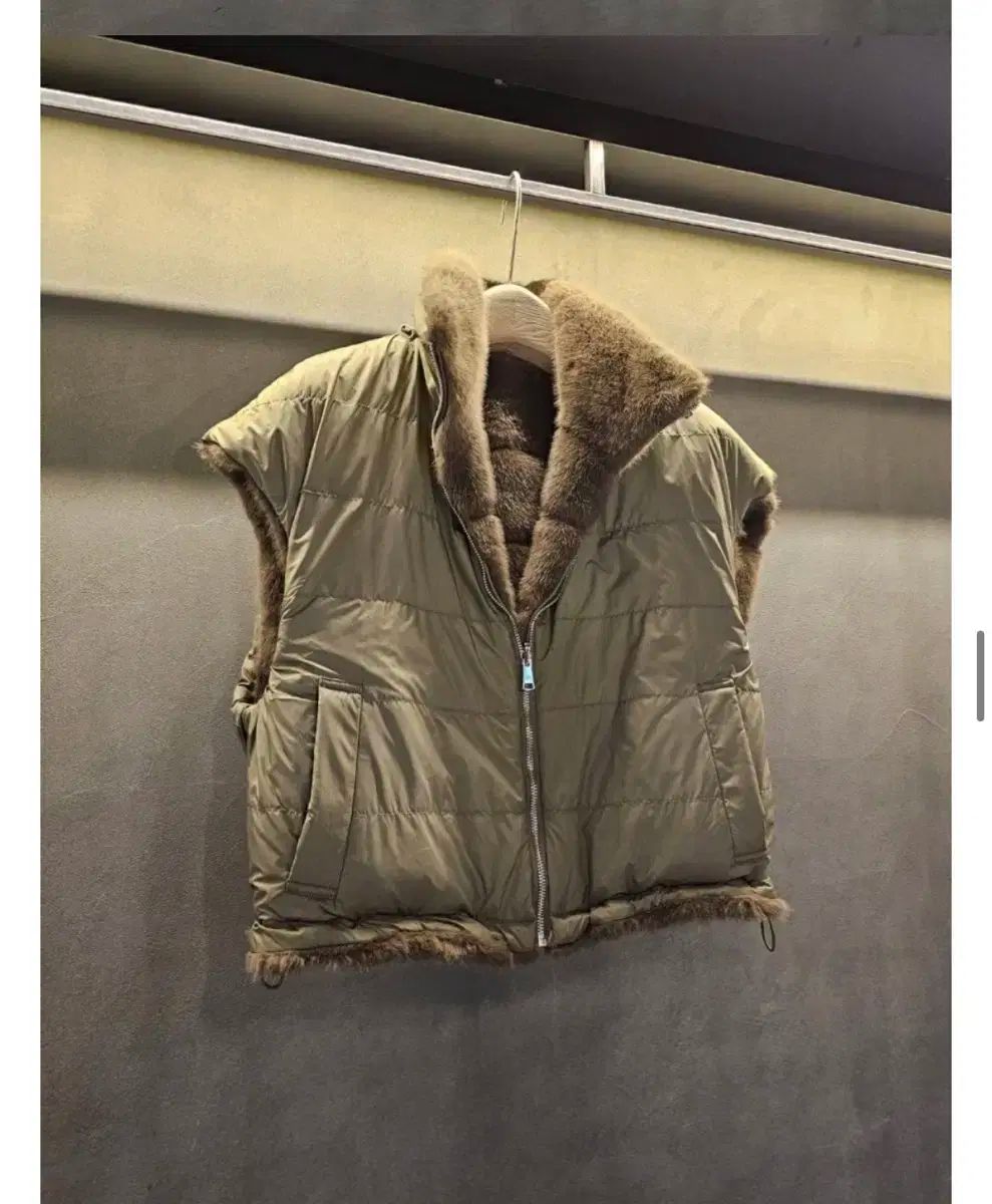 マホガニー ブラウン リバーシブル ベスト フェイクファー