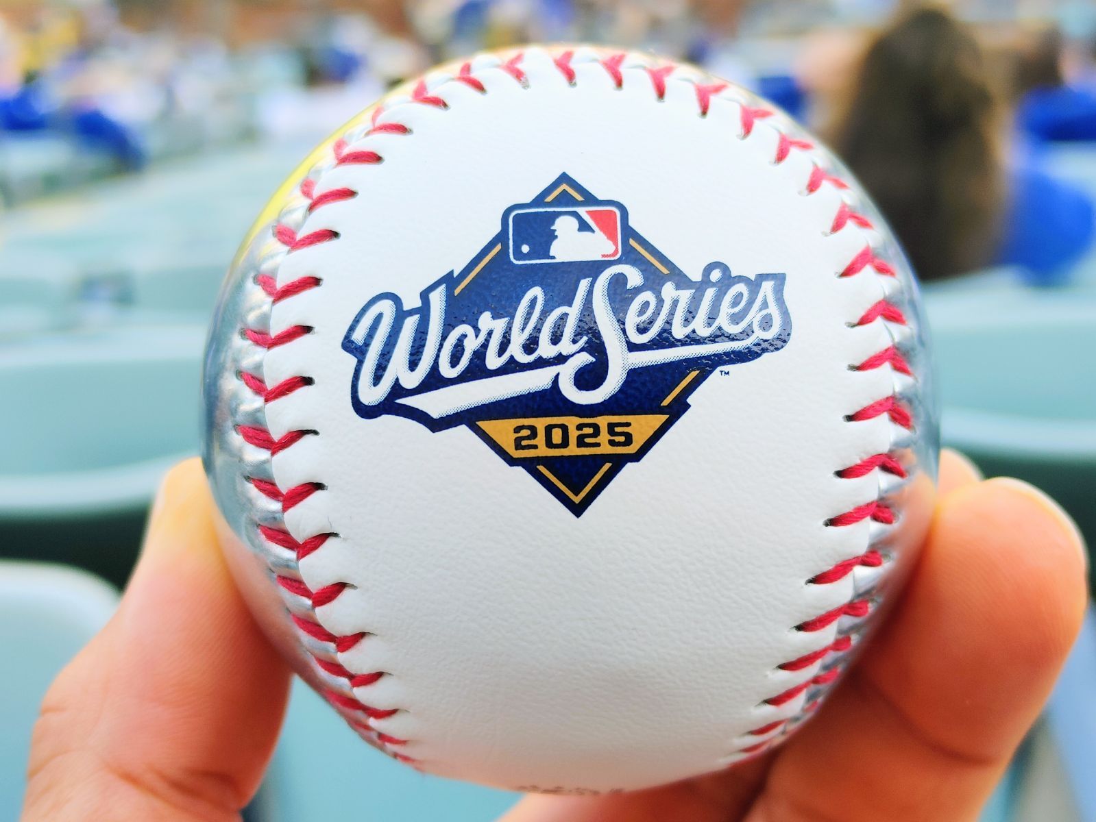 ドジャースタジアム限定販売◇2025 MLB ワールドシリーズ LA ブルー