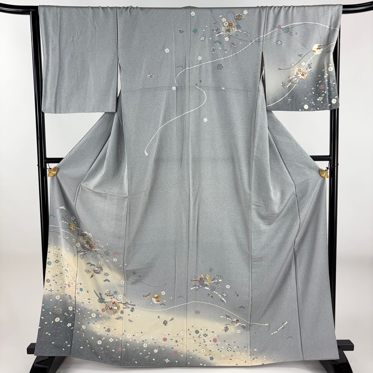 訪問着 身丈164.5cm 裄丈66.5cm M 袷 雪輪 宝尽くし 金銀彩 ぼかし 灰色 正絹 秀品