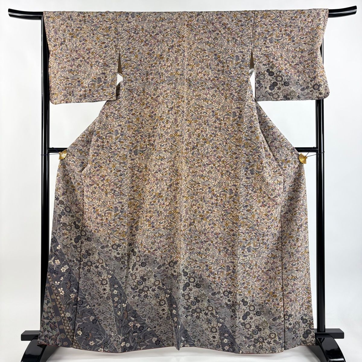 付下げ 身丈164cm 裄丈66cm M 袷 草花 鳥 薄茶色 正絹