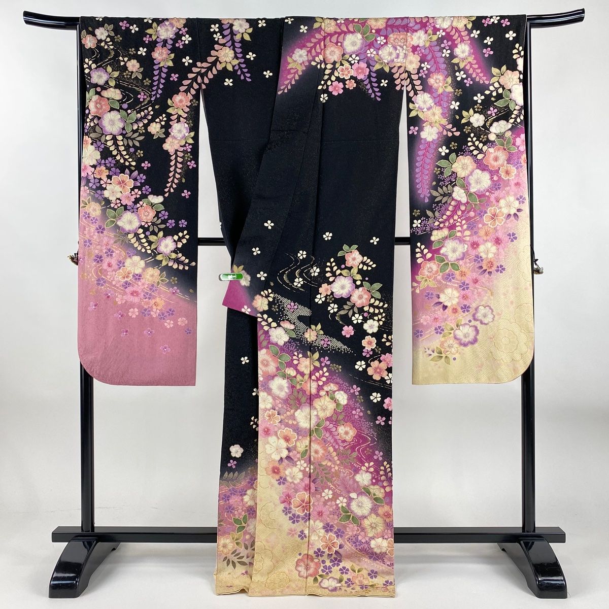 美品】 振袖 身丈170cm 裄丈67cm M 袷 辻が花柄 流水 金通し 金彩 黒 