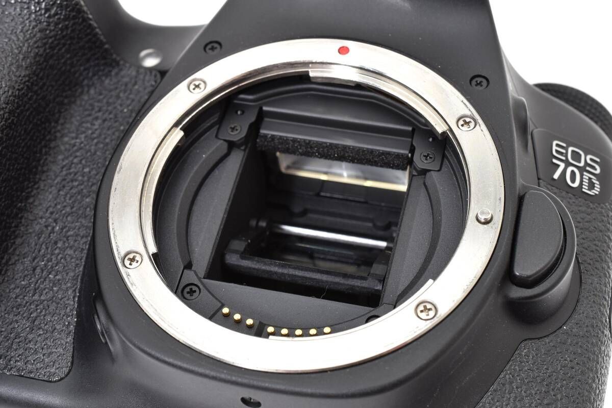 Canon デジタル一眼レフカメラ EOS70D ボディ ブラック EOS70D Canon デジタル一眼レフカメラ EOS70D ボディ ブラック EOS70D Canon