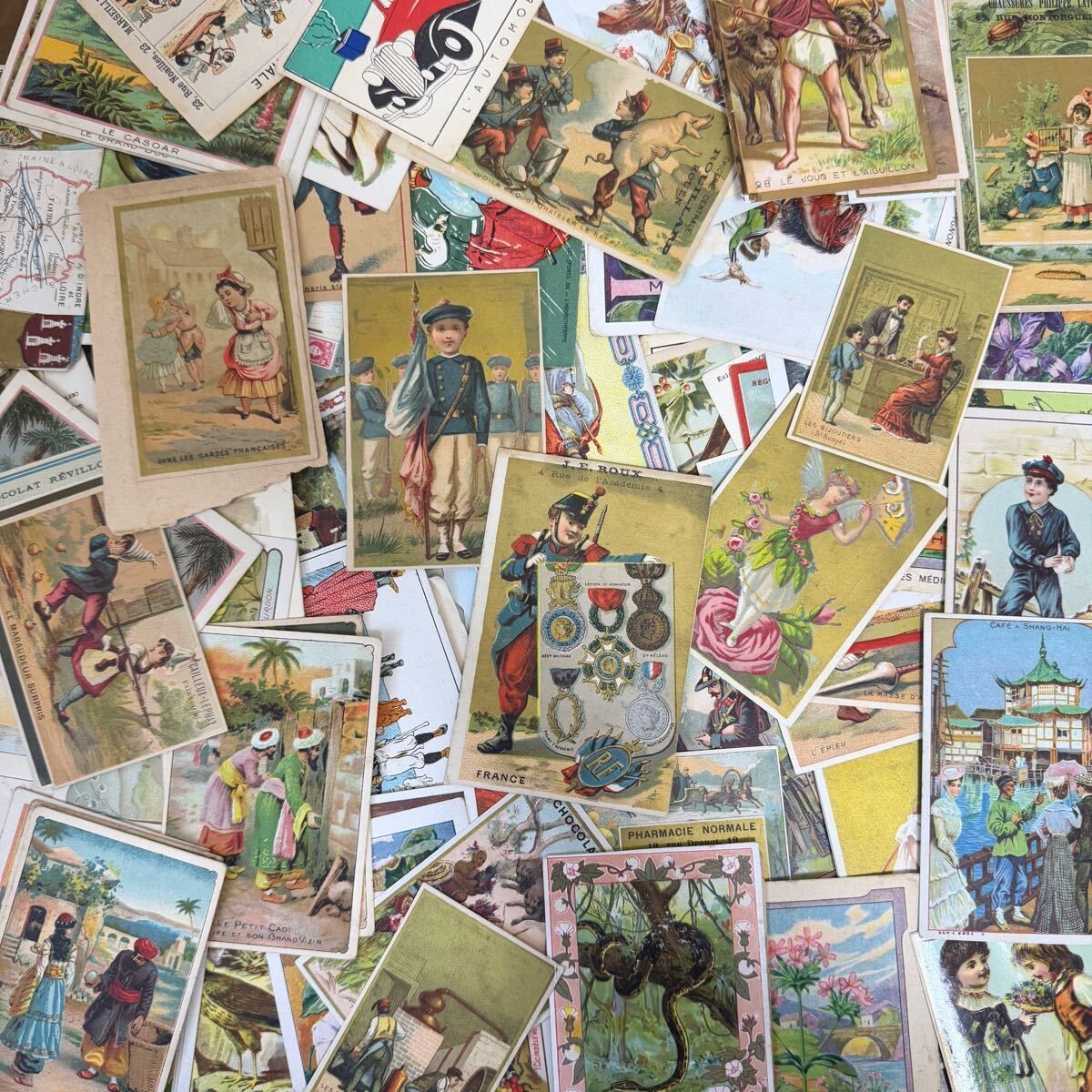 100枚 フランス クロモカード セット アンティーク 広告 カード 紙もの ブロカント ヴィンテージ 印刷 ディスプレイ 大量 まとめて 卸売 クロモス ビンテージ ジャンクジャーナル クラフト 素材 制作 創作 DIY
