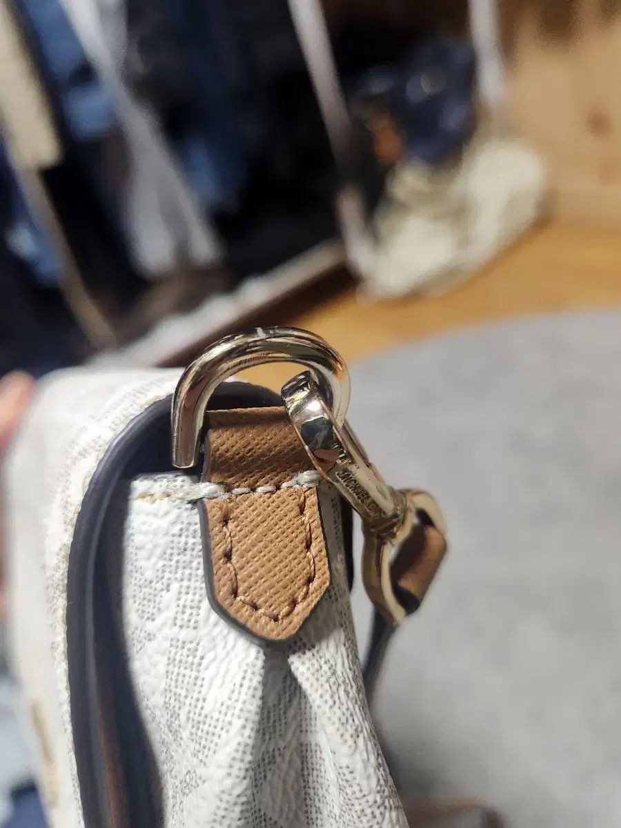 ミニ クロスボディバッグ