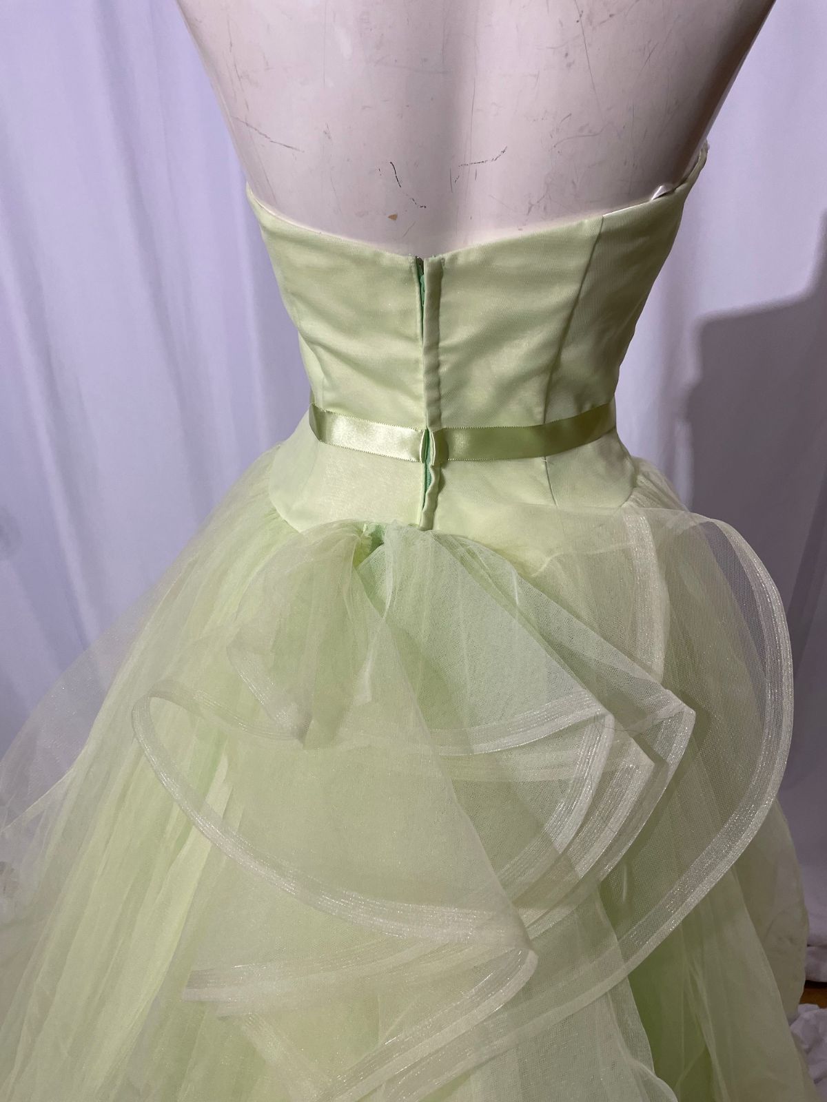 グレーン ドレス