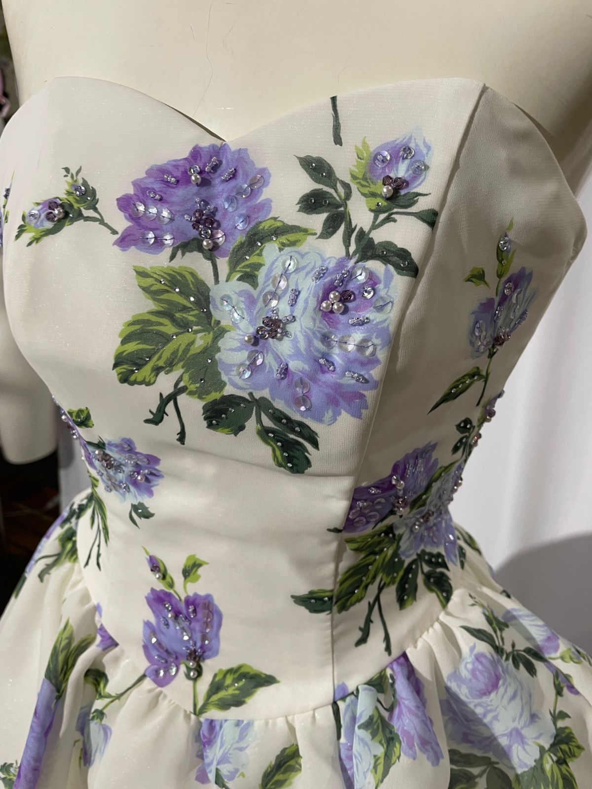 7号 花柄 ドレス ウェディング フォトウェディング 前撮り コスプレ 二次会 花嫁 演奏会 ステージ衣裳 発表会 お色直し ロングドレス エレガント 大人ドレス かわいい 編み上げ ピアノ トレーン ヘアメイク カメラマン プレ花嫁 MAAHADDERANG_COM