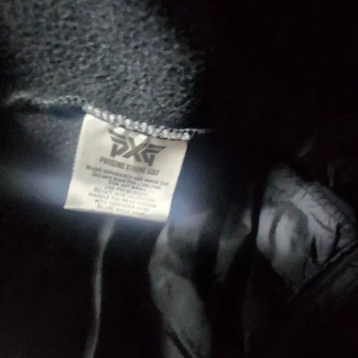 ブラック ダウン